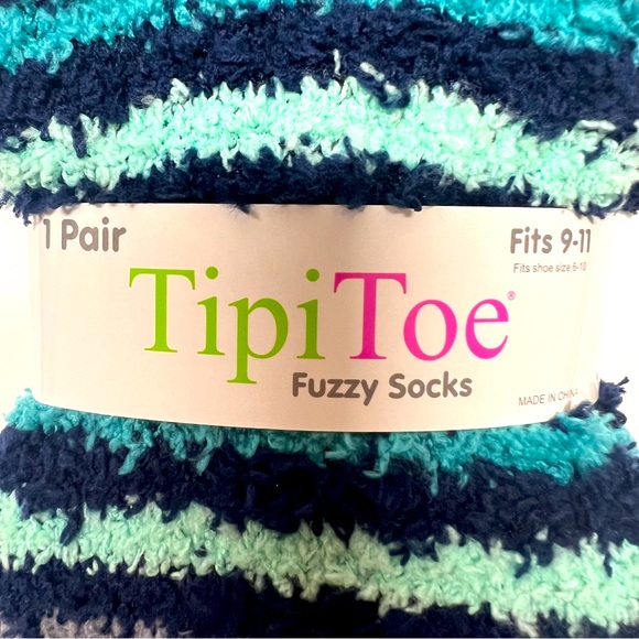 Fuzzy socks - Picture 5 of 5